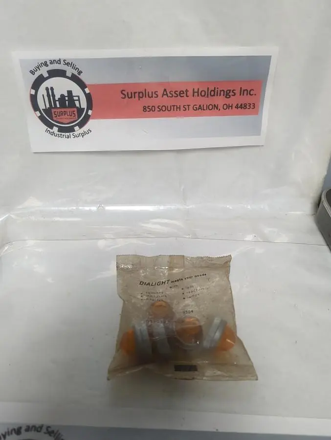 New | in-Stock DIALIGHT 9304 Industrial Controls Ohio US | Surplus Asset Holdings #1545925