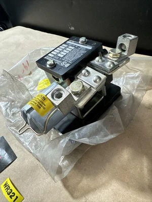 NEW Allen-Bradley 810-A16A
