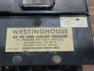 40 Amp 3 Pole Circuit Breaker