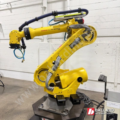 FANUC R-2000iC/210F Robot w/ R30iB Plus – NEW! NEVER PUT INTO PRODUCTION