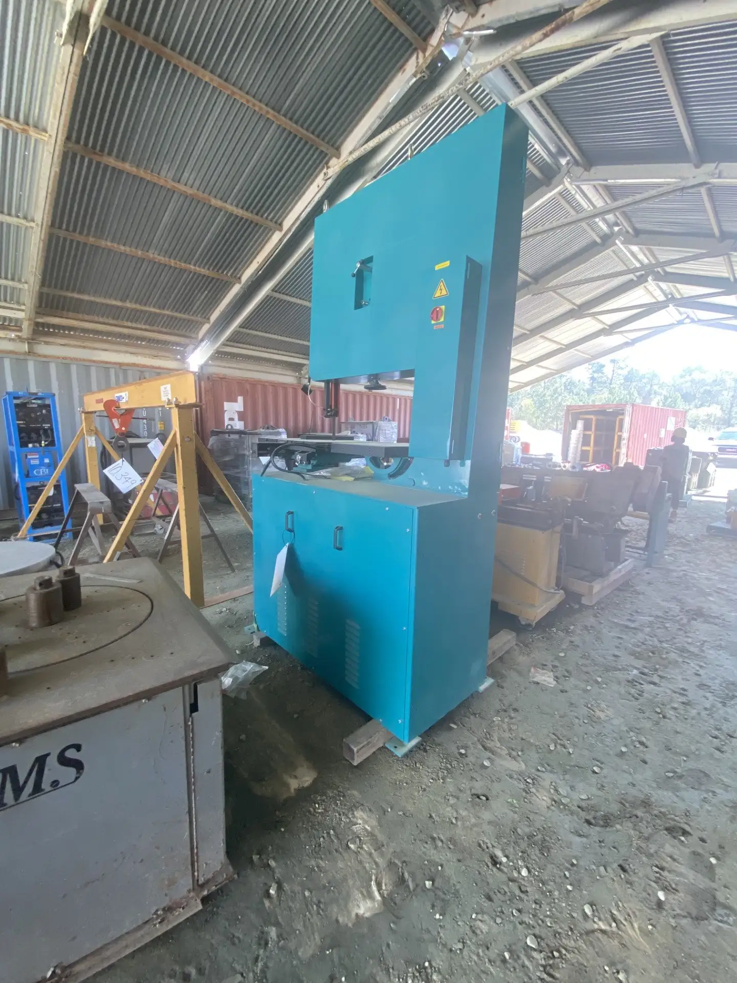 Used KALAMAZOO _UNKNOWN_ Vertical Band Saws South Carolina US | General Equipment and Supply #1491323