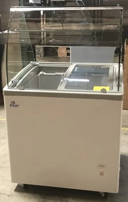 171-0337 31" Full Service Self Contained Ice Cream Gelato Dipping Freezer