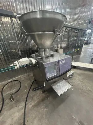 USED HANDTMANN VF 200