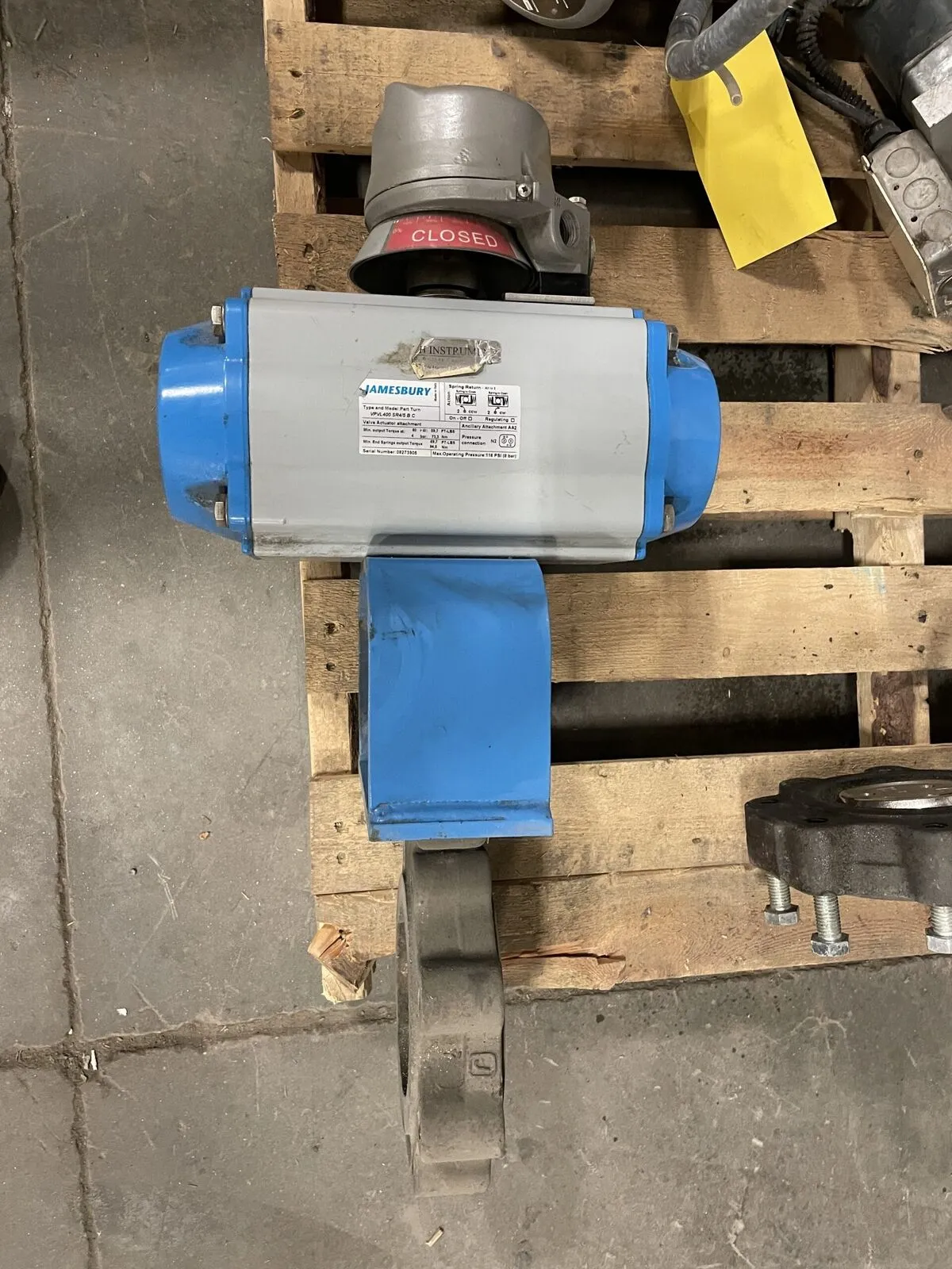 Jamesbury 4″ Pneumatic Wafer Butterfly Valve Cast Iron / SS 170/285PSI