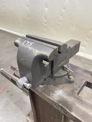 Welding Table with Vise