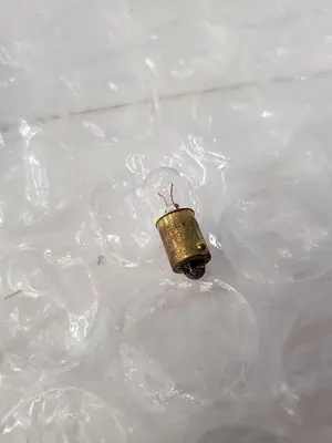 CEC MINIATURE LIGHT BULBS