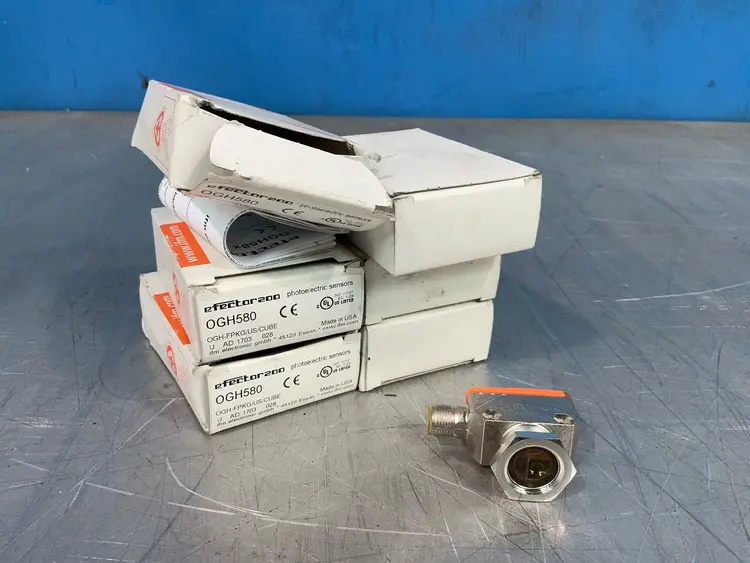Used EFECTOR200 OGH580 Photoelectric Sensors Ohio US | HGR 24 #1312210