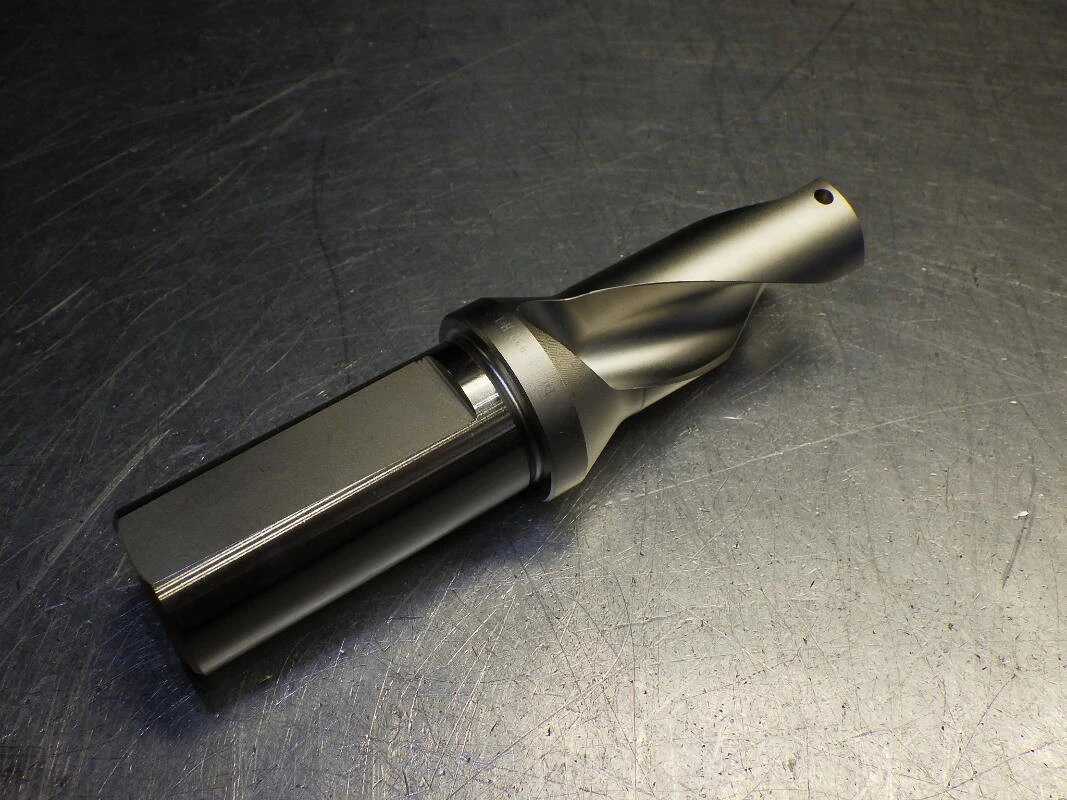 Kyocera 0.922" Coolant Thru Indexable Drill 1" Shank S100-DRV0922-2-07 (LOC3395)