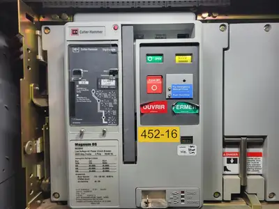 Low Voltage PDC / Switchgear Section, (1) 4000A, (5) 1200A Magnum DS Breakers, 600V 3PH