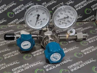 Airgas Y12-E444B660 Two Stage Stainless Steel Cylinder Regulator 50 PSIG New NIB