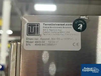 USED Terra Universal Terra Universal Apparel Dispenser