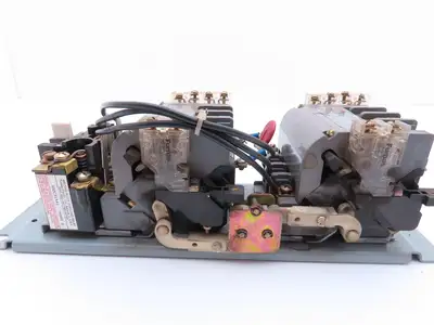 Furnas 22DP32A E6 Reversing Motor Starter 10Hp Size 1 Max 27A 600 VAC Overload