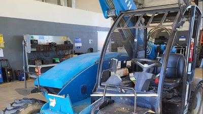 USED 2015 Genie GTH-5519