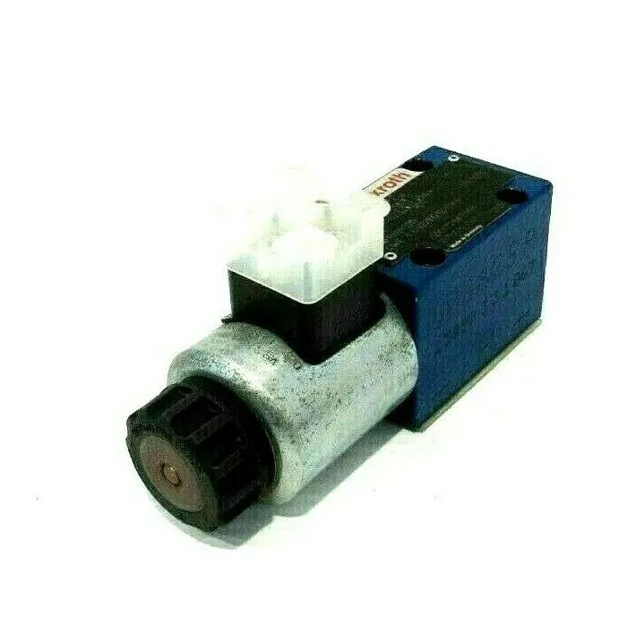 NEW REXROTH 4WE 6 D62/EG12N9K4 SPOOL VALVE R900913281 4WE6D62EG12N9K4