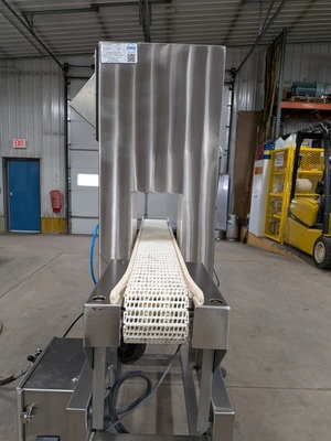 USED 2003 LOMA SENTRY