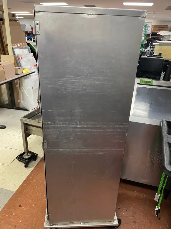 Used Lockwood Used Lockwood CA60-RR25-C 25 Tray Dough Retarder Reach-In Cabinet - SS308 Proofers (Bakery) Illinois US | Falcon Restaurant Supply #1375711