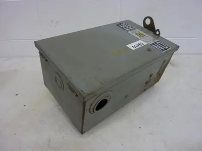 USED SQUARE D PQ-4606