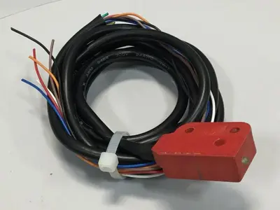 USED IDEM SAFETY SWITCHES 114105