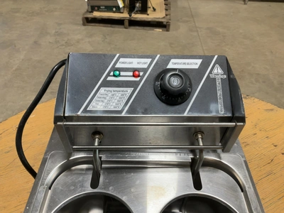 Used _UNKNOWN_ 12L ELECTRIC FRYER Cookers / Coolers / Fryers Michigan US | Miedema Asset Management Group #1580073