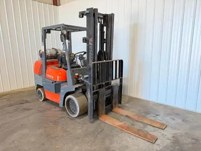 Used _UNKNOWN_ _UNKNOWN_ Liquid Propane Forklifts Ohio US | Myron Bowling Auctioneers Inc #1574235