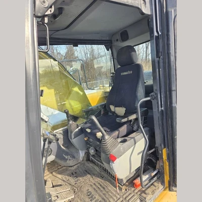 USED KOMATSU PC200LC-8