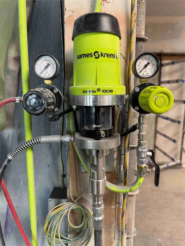 Used KREMLIN AIRMIX 10C18 Spray Machines Oregon US | MachineryMax #1547109