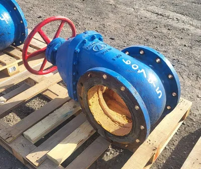 USED AMERICAN DARLING 12" GATE VALVES