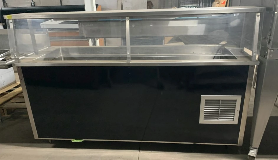 72-0255 Vollrath 37076 74" Self Contained Full Service Cooler Display Case