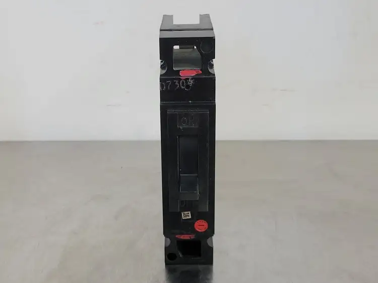 Used GENERAL ELECTRIC TEB111030 Switchgears British Columbia CA | Lenmark #241693