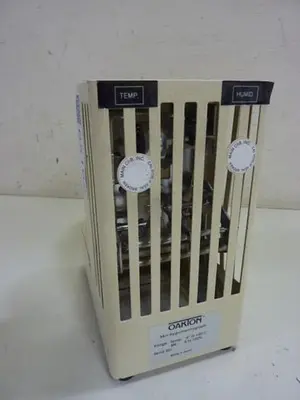 USED OAKTON 08369-70