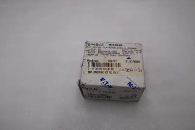 NEW OPEN BOX EATON MOELLER DILA-31 (220VDC) intermediate relay STK H973A