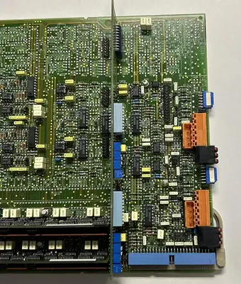 USED SIEMENS 6SC6100-0NA11