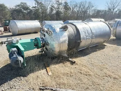 USED PAUL MUELLER 2550 GALLON