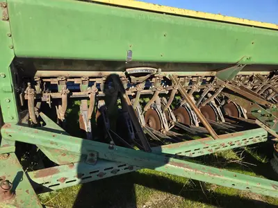 USED 1986 JOHN DEERE 8300