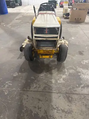 Cub Cadet 1250 Riding Mower