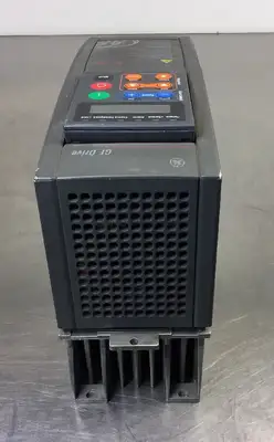 GE 6KAVI43001Y1B2 3.2A 480VAC 1.5HP Inverter Drive AV-300I 1E
