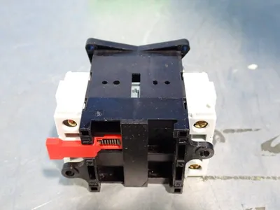 Used SCHNEIDER ELECTRIC VBF02 Disconnects Ohio US | HGR 24 #1006442