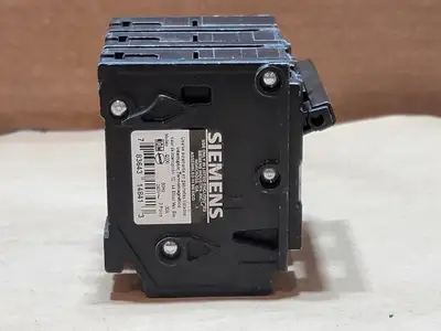 USED SIEMENS Q330