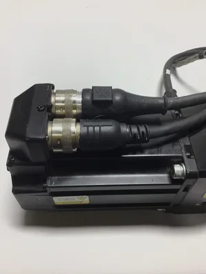 Allen-Bradley MPL-A430P-SJ22AA Inverter Duty AC Servo Motor 3PH