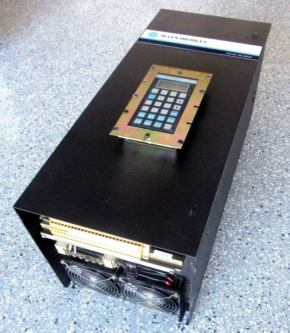 USED ALLEN BRADLEY 1395-AR-1B-A140-FE1-CF1-LD-AD-SA-DA-FMA-D2A-N1B-PB-AX DRIVE