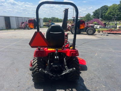 2024 MASSEY FERGUSON GC1723C Tractor | County Equipment Company LLC (5)