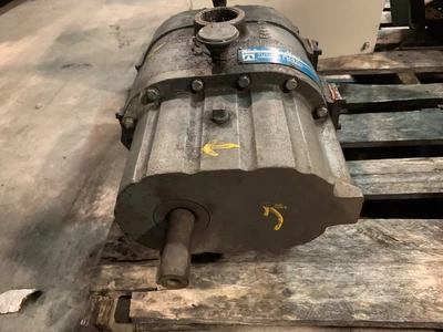 USED TUTHILL CO. 3202-81L3