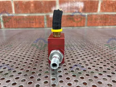 USED SNAP TITE CAV10-N2P-60 CHECK VALVE BLOCK
