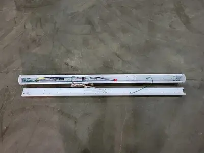 NEW DAY-BRITE FSS470L840-UNV