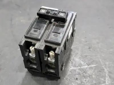 USED CUTLER-HAMMER BA220