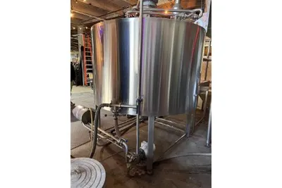 Stand Alone Mashtun in the ~30bbl range from a distillery w/motorized rakes!