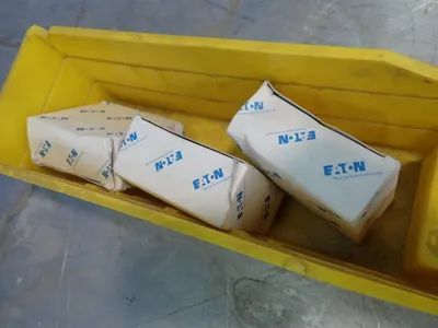 New | in-Stock EATON WMZSAUX Relays & Switches | HGR 24 #739197