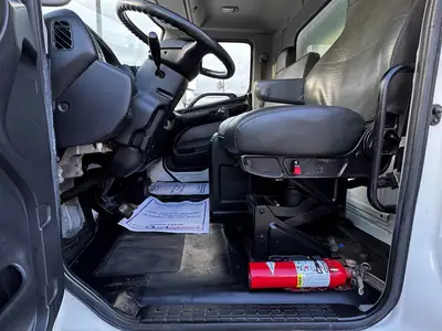 Used 2019 HINO 268 Box trucks Florida US | Truck and Van Outlet #1509125