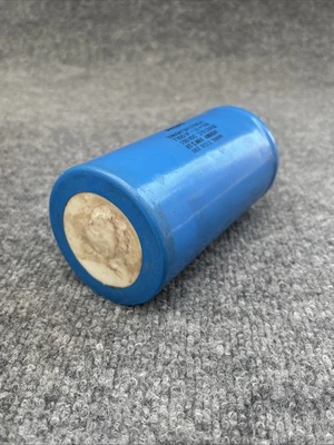 Used Philips 3186GH222T450DMA2 Capacitors California US | Davliegogo LLC #1707619