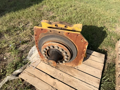 Used JOHN DEERE 672G TRANSMISSION DIFFERENTIAL -REQUIRES REPAIR. Construction Equipment Parts Michigan US | Miedema Asset Management Group #1414360